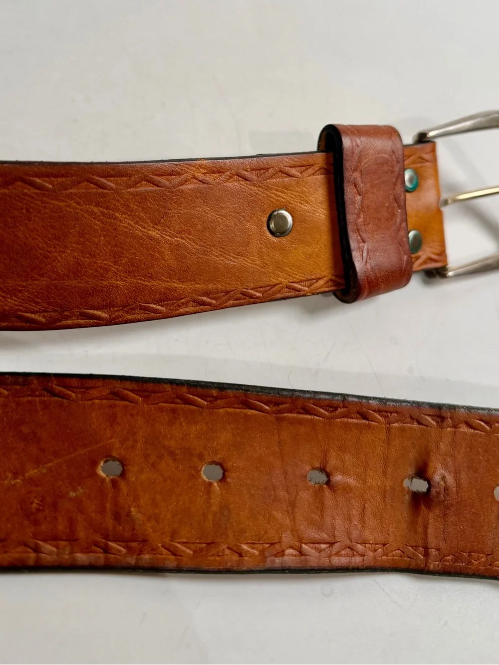 VTG Devonshire 34 1.5” Moccasin Elk Leather Belt Top Grain Silver Brass Buckle